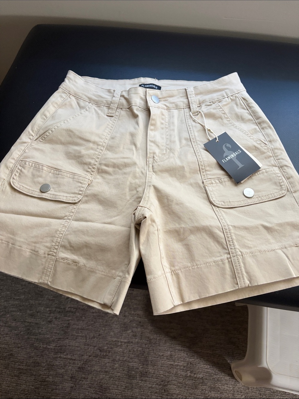 Flamingoals Women's Cream Utility Cargo Shorts